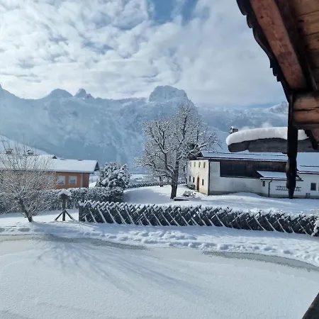 Sonnleit'n 6 Lantgård