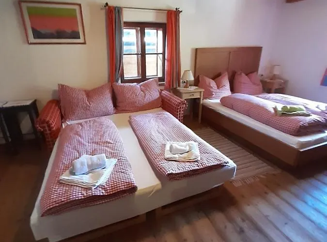 مزرعة للإقامة Sonnleit'n 6 *